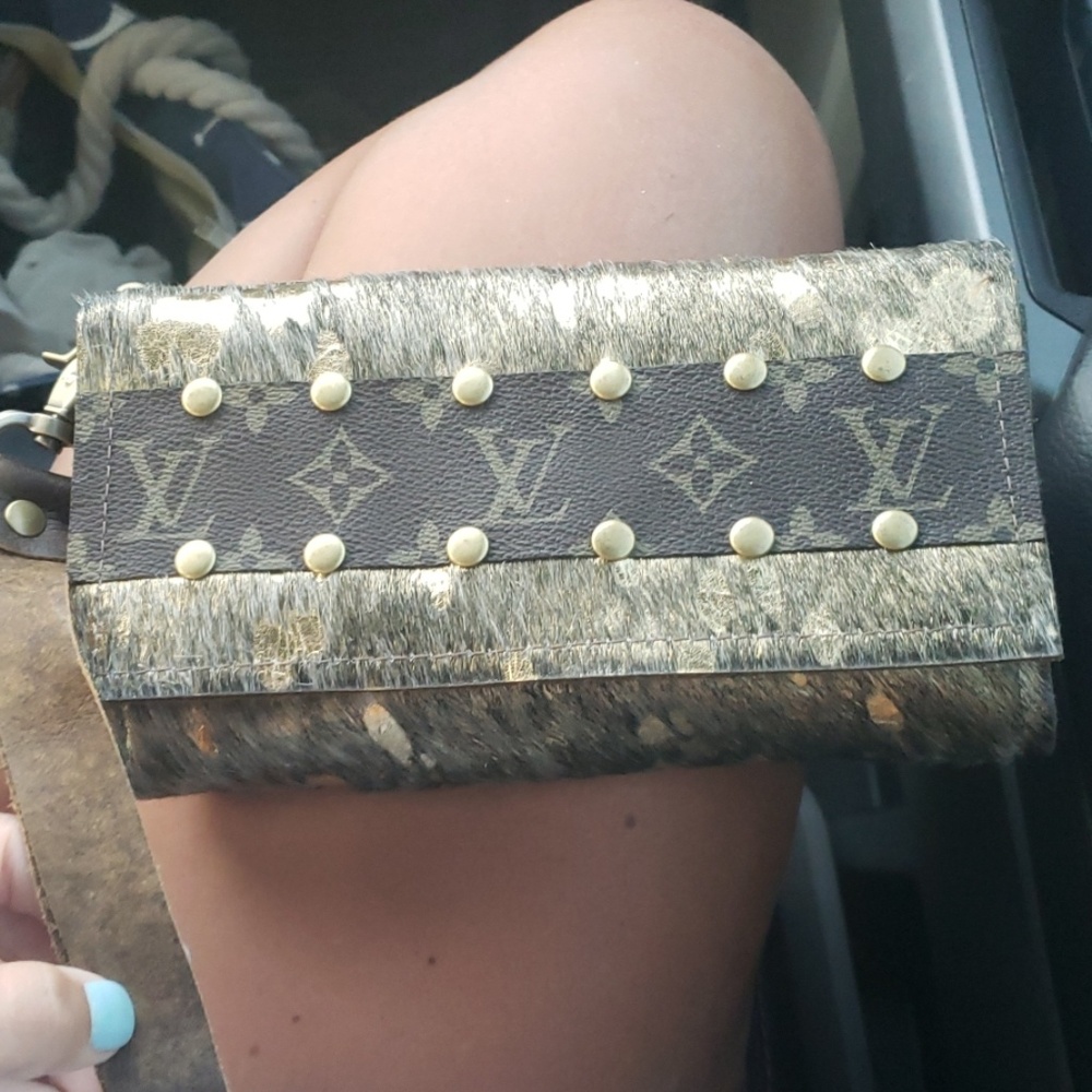 Cowhide wallet
